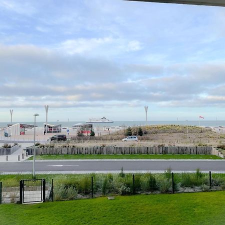 Le Sable D Opale Lägenhet Calais Exteriör bild
